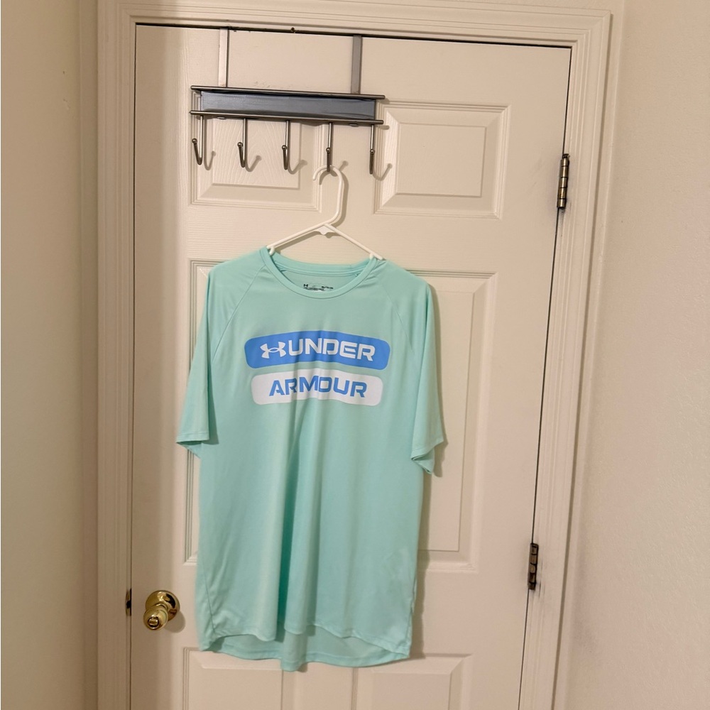 Men’s XLUnder Armour Light Blue T-Shirt